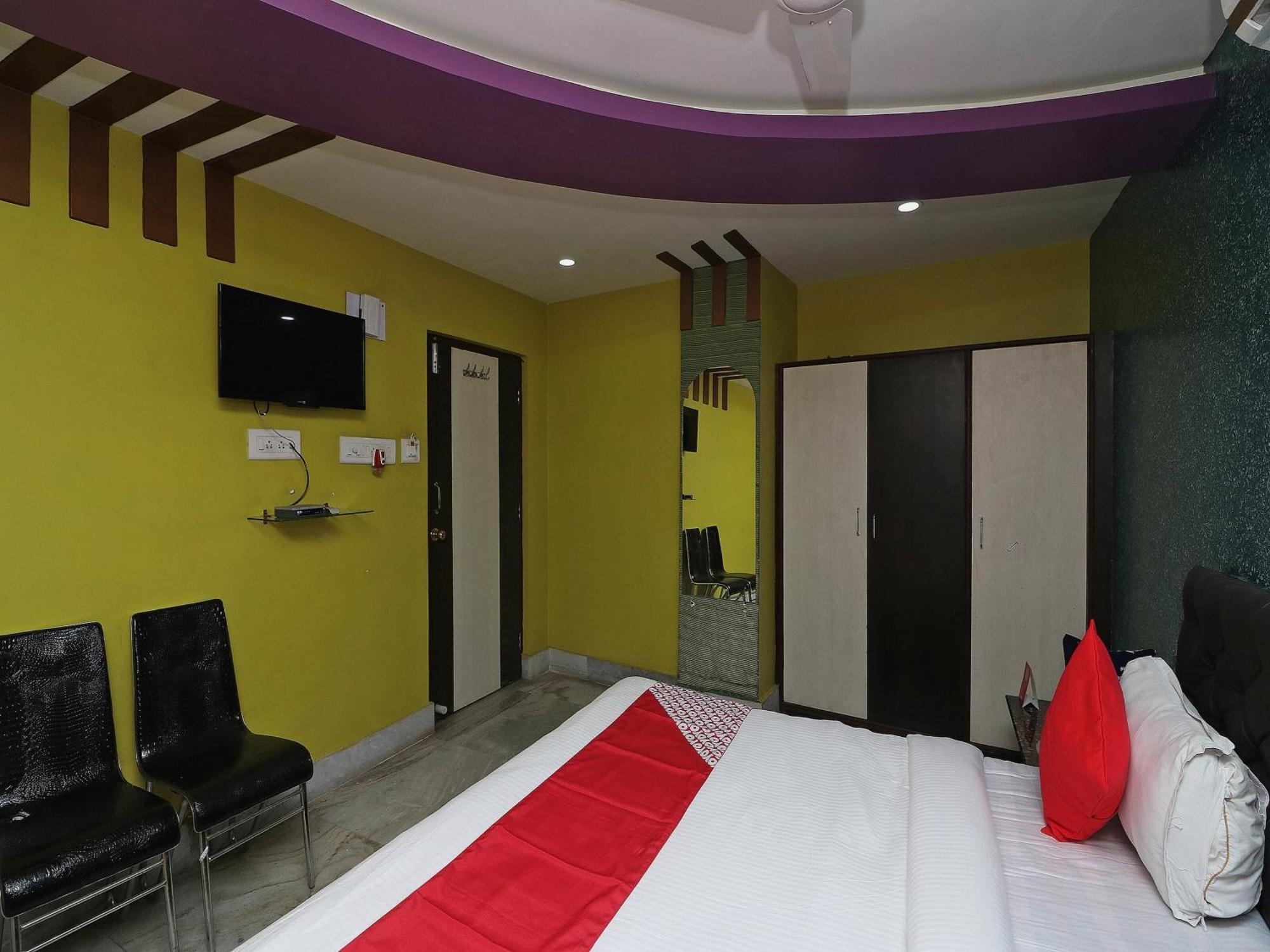 Oyo Hotel Jagannath International Near Kolkata Airport Gauripur Exterior photo